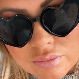 Lunettes 🕶 De Soleil Black Shaped Heart Sunglasses